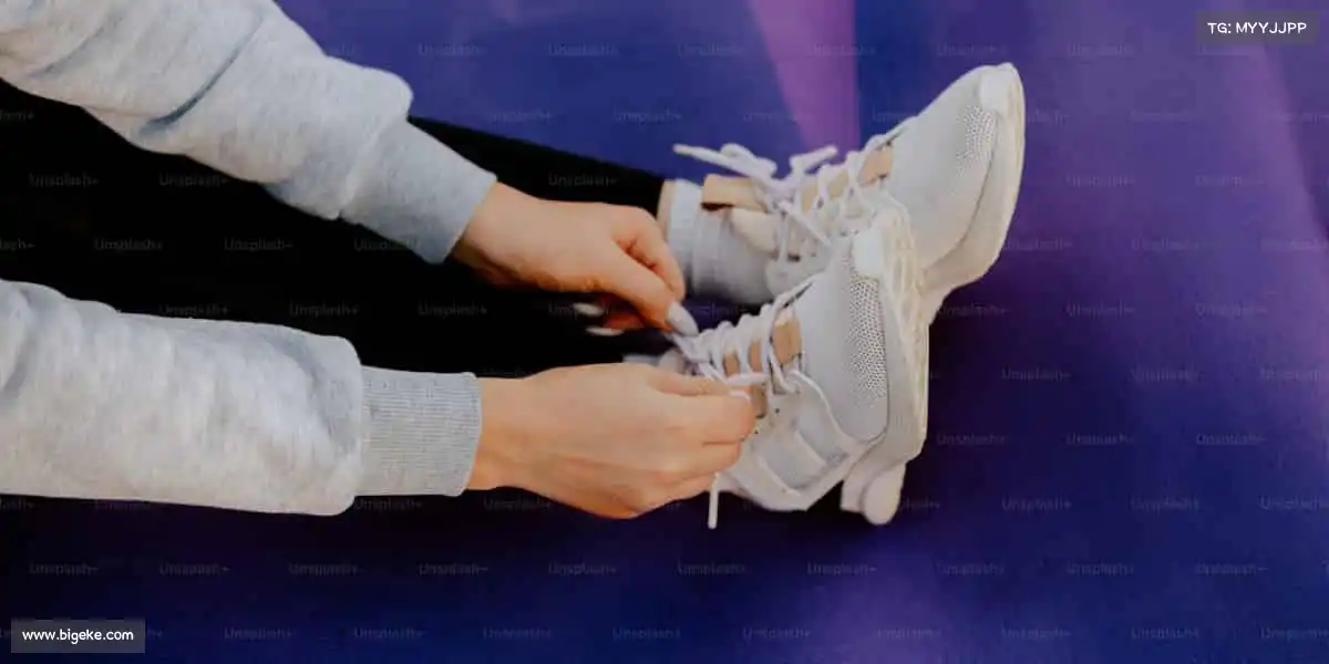 🏄♀️🌊浪尖起舞，勇者无惧！